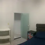 01 House - Casa Apenas Mulheres