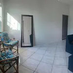 01 House - Casa Apenas Mulheres