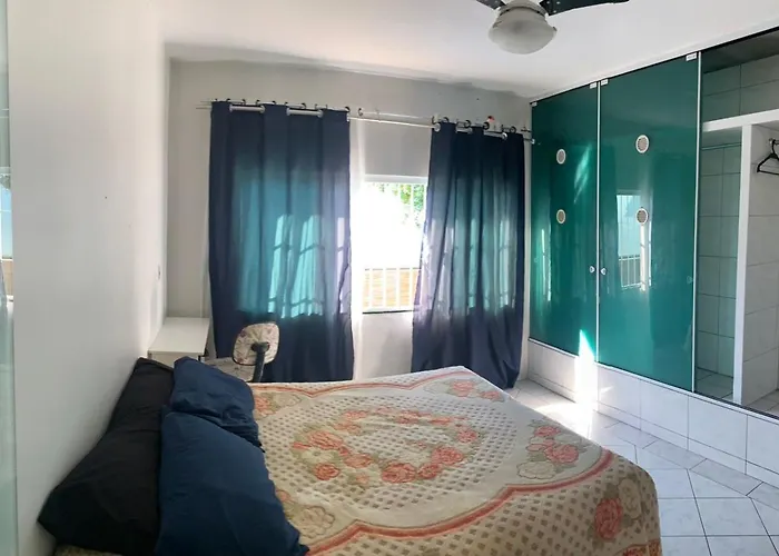 01 House - Casa Apenas Mulheres